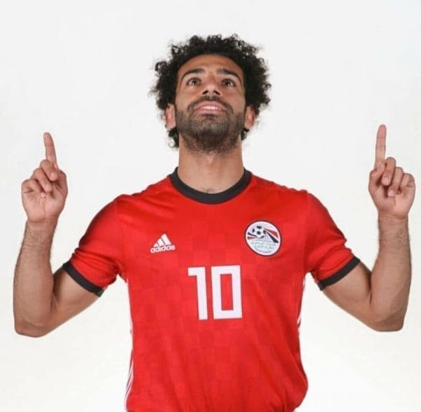 صلاح يقود هجوم منتخب مصر امام أوروجواي رسميا .. ومفاجأة في التشكيل