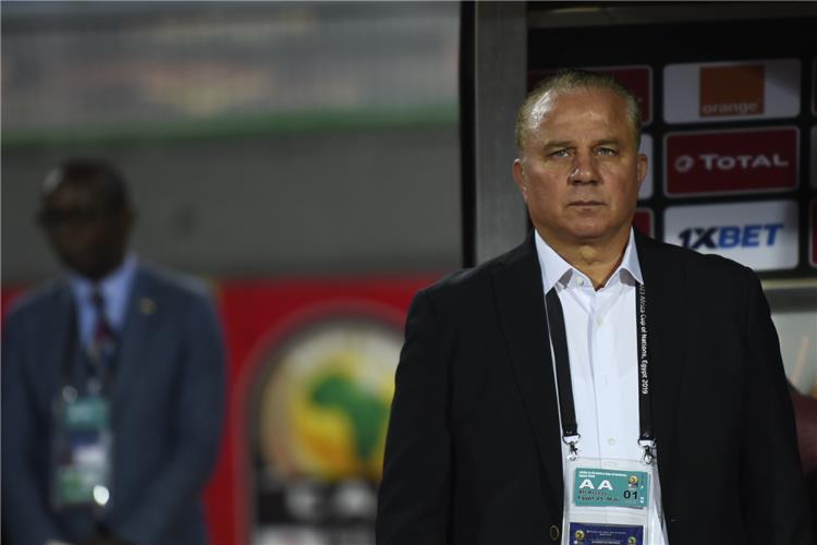 شوقي غريب يكشف عن من سيحمل شارة قيادة المنتخب الأولمبي في طوكيو