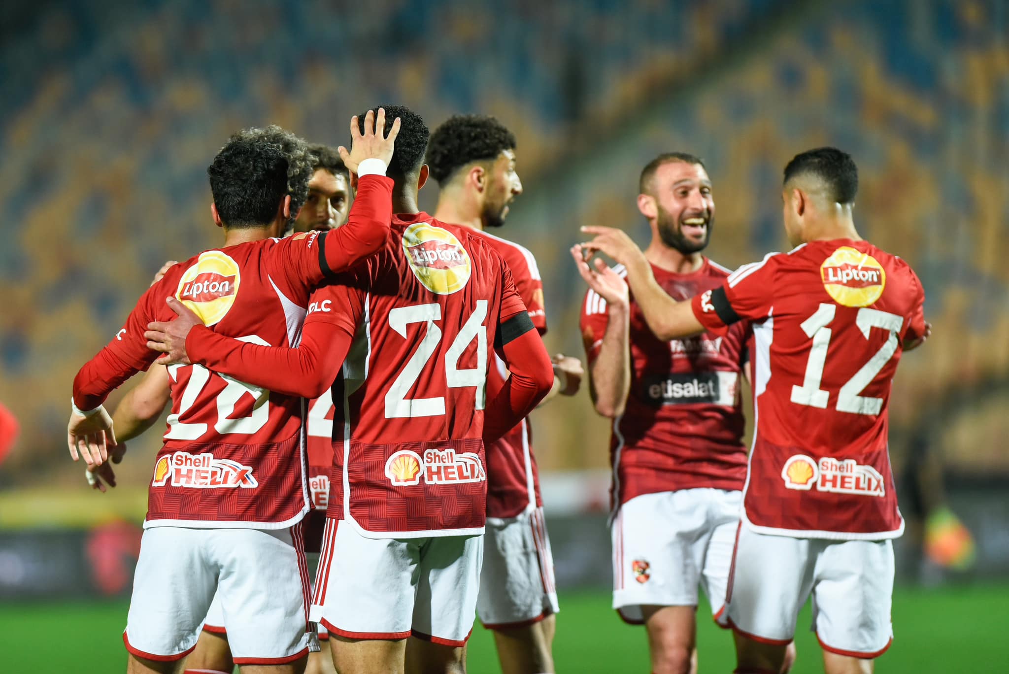 أخبار الأهلي : تفاصيل موافقة مهاجم الأهلي السابق على الانتقال للزمالك